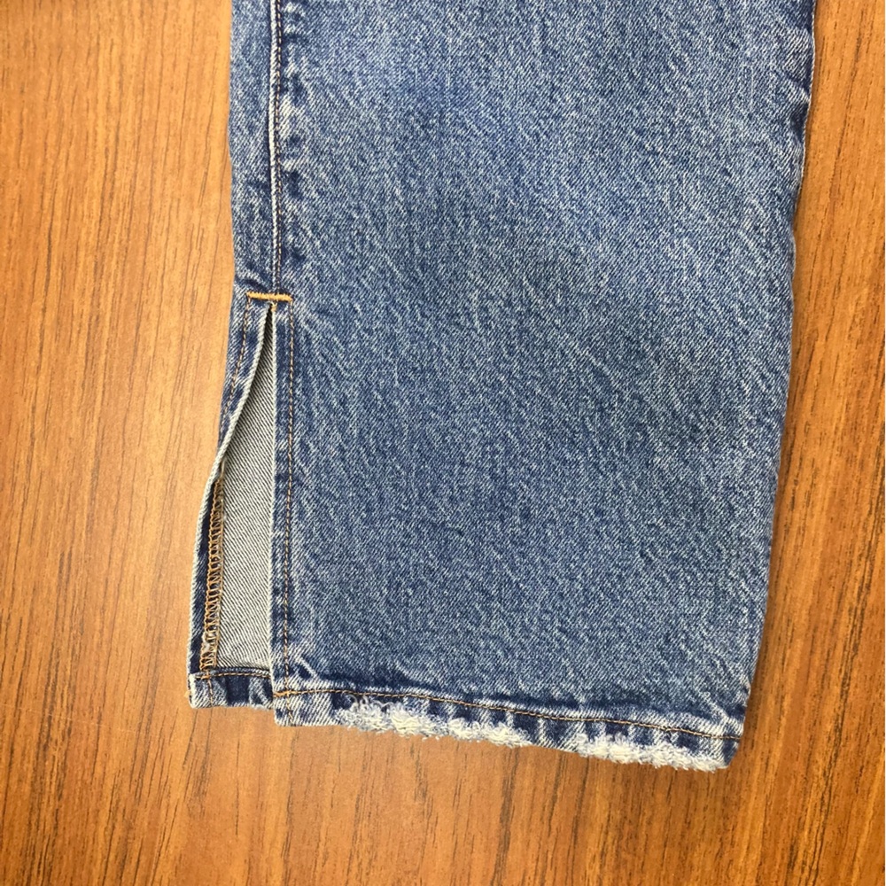 Good American Good 90's Straight 6/28 Distressed Baggy Jeans - Picture 7 of 10